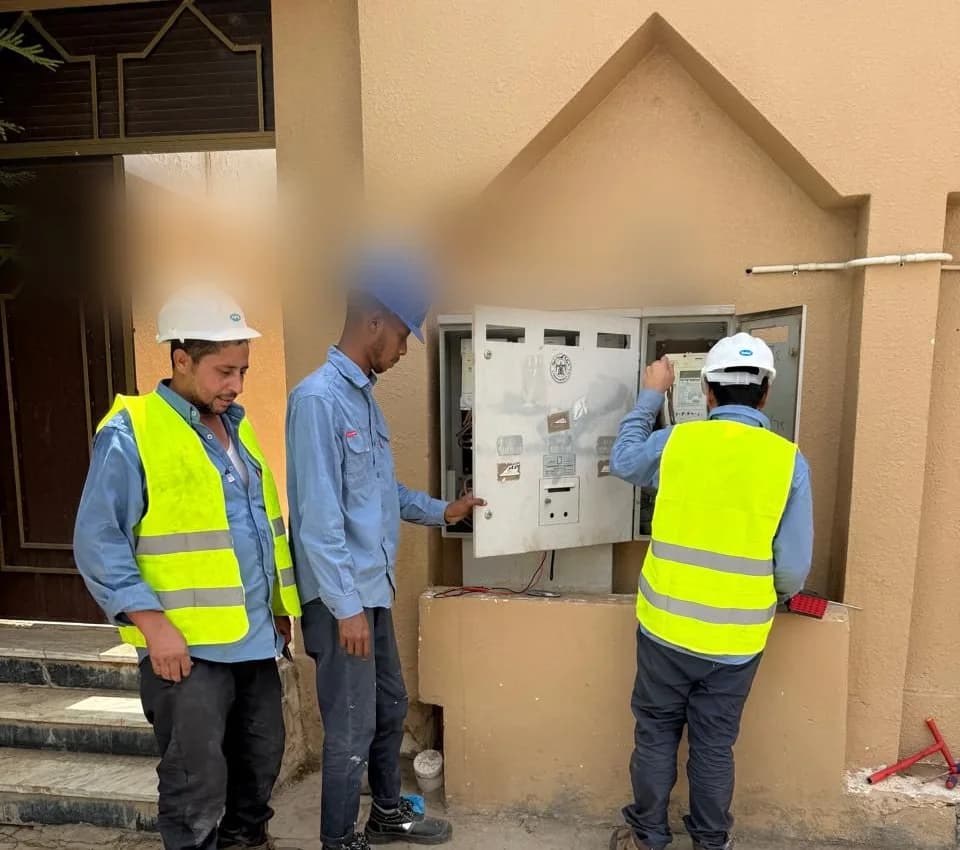 أعمال فحص لوحة العداد